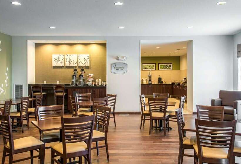 ホテル Sleep Inn & Suites Marshall   University Area