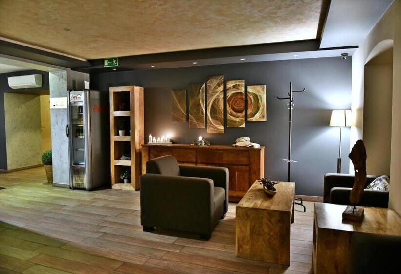 ホテル Stara Kamienica