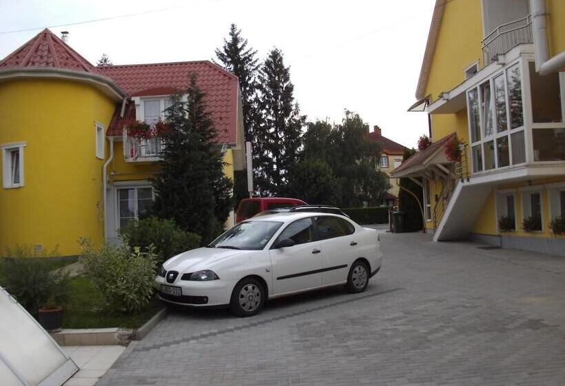 هتل Szieszta Panzió