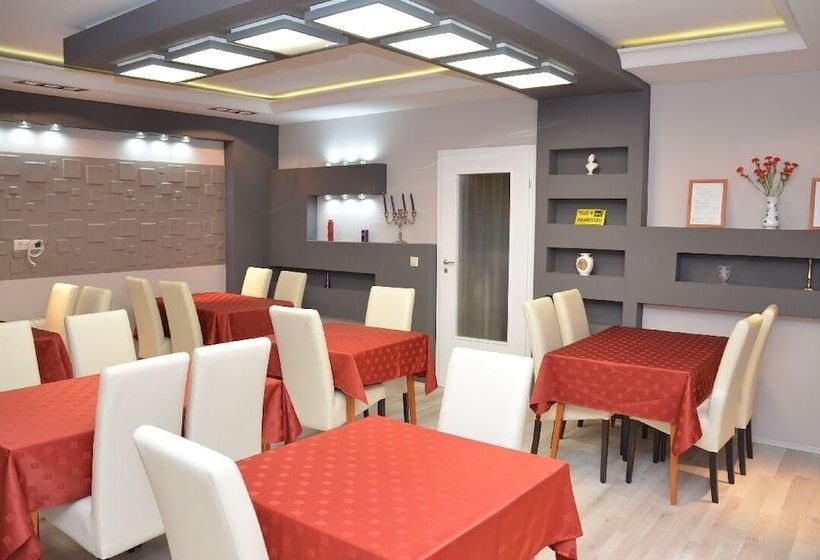 هتل Szieszta Panzió