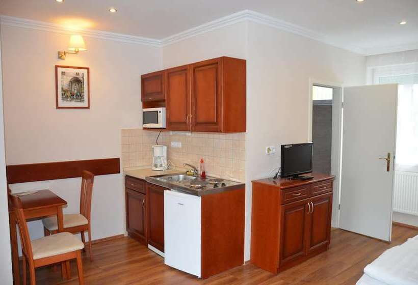 هتل Szieszta Panzió