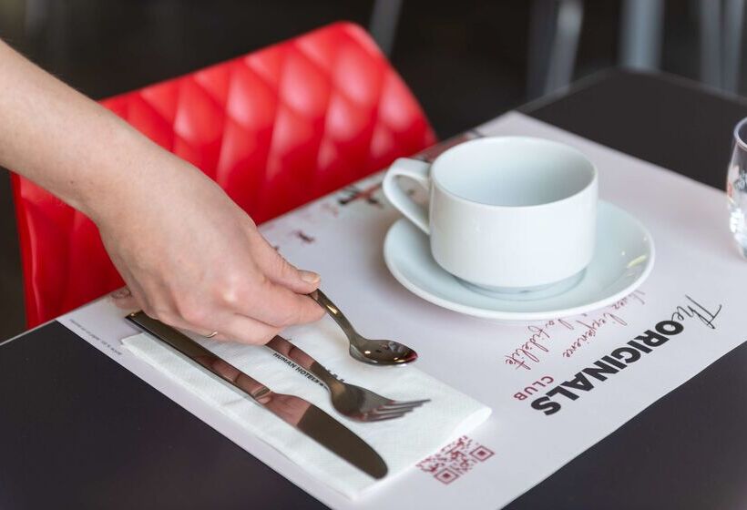 ホテル The Originals Résidence, Grenoble Université