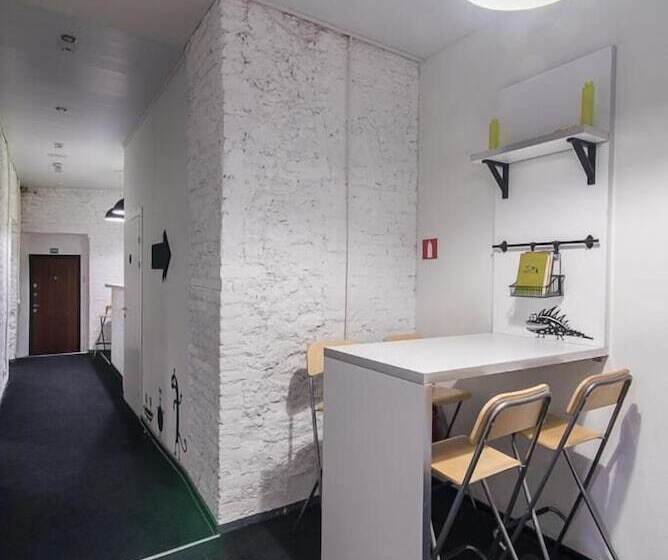 ホテル Travelto Kazanskiy 43