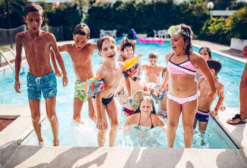 Отель Unaway Imperial Beach