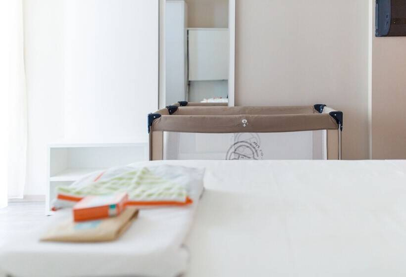 Отель Unaway Imperial Beach