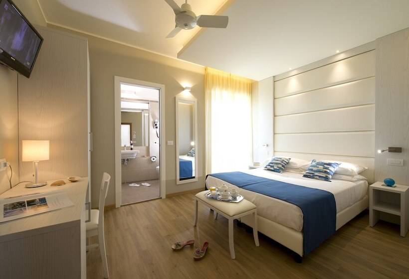 Отель Unaway Imperial Beach