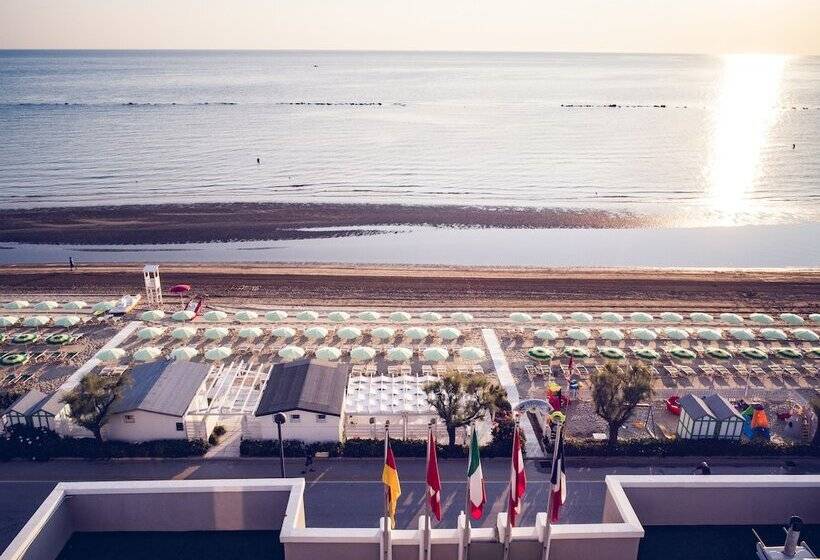 Отель Unaway Imperial Beach