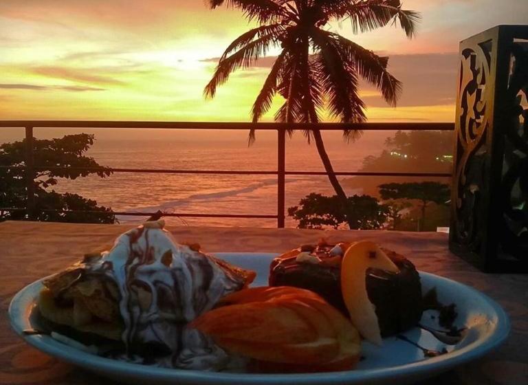 호텔 Cliff & Coral