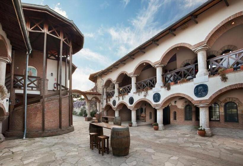 هتل Vinifera Vineyards