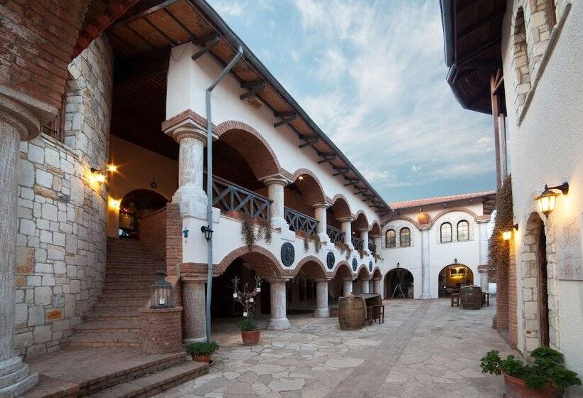 هتل Vinifera Vineyards