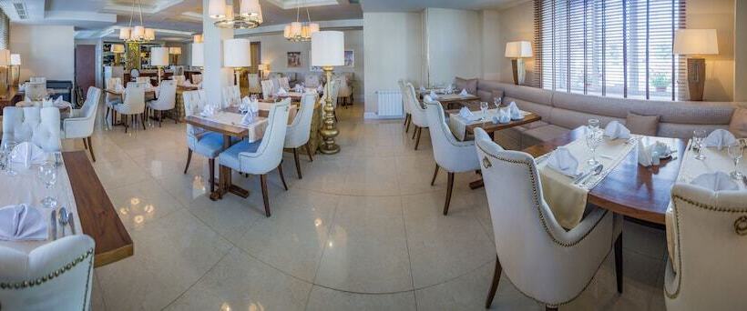 בית מלון כפרי Volga Premium