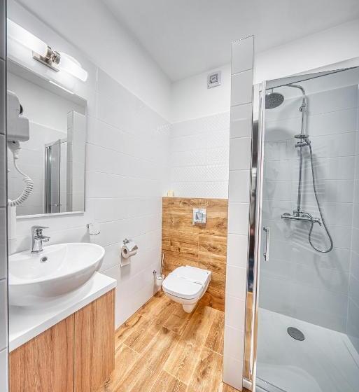 هتل Wellness & Spa Nowy Dwór