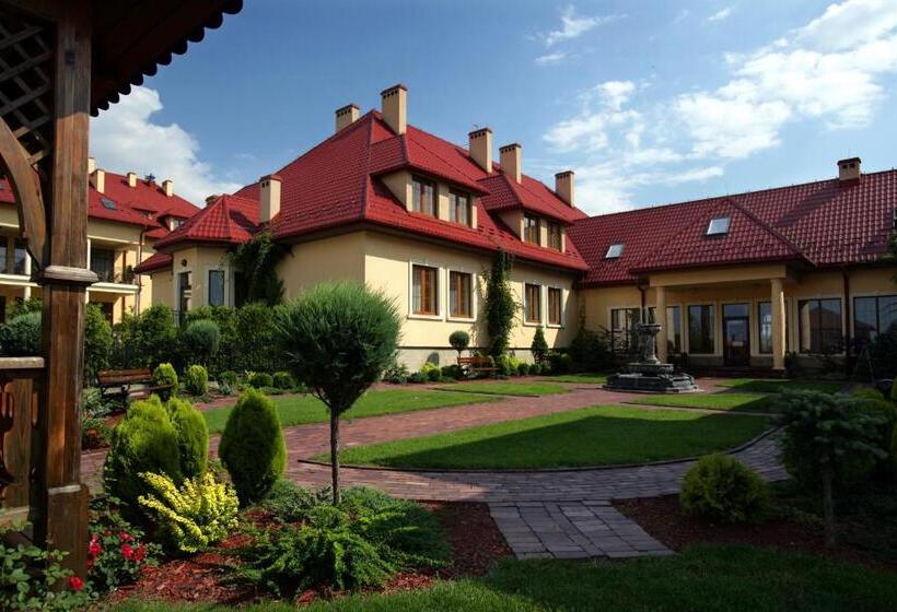 هتل Wellness & Spa Nowy Dwór
