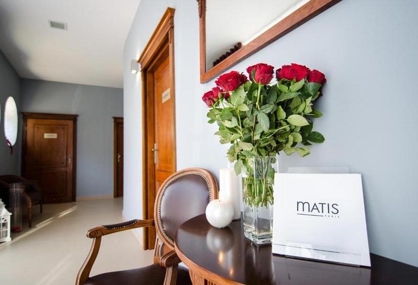 هتل Wellness & Spa Nowy Dwór