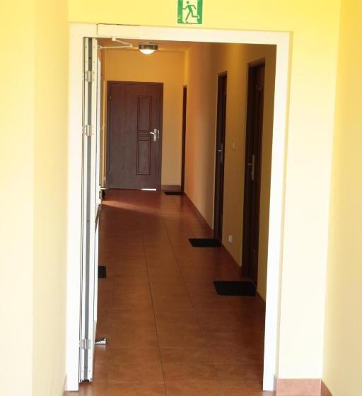 Отель Zajazd Skorpion B&b