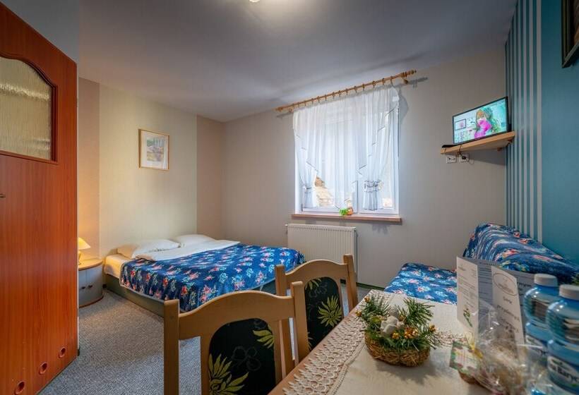 ホテル Zającówka   Idealna Lokalizacja   Leśna Enklawa W Centrum Miasta! Sauna, Masaże, Zabiegi Spa!