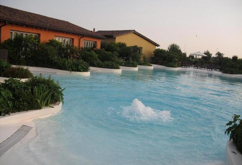 Joia Hotel & Luxury Apartments