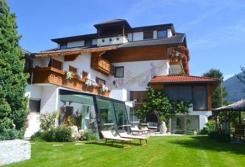 Mineralienhotel Natznerhof