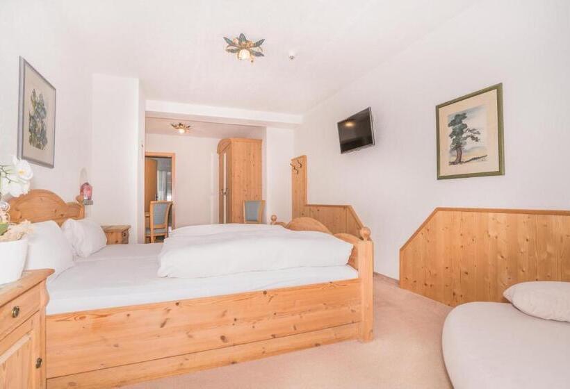 Mineralienhotel Natznerhof