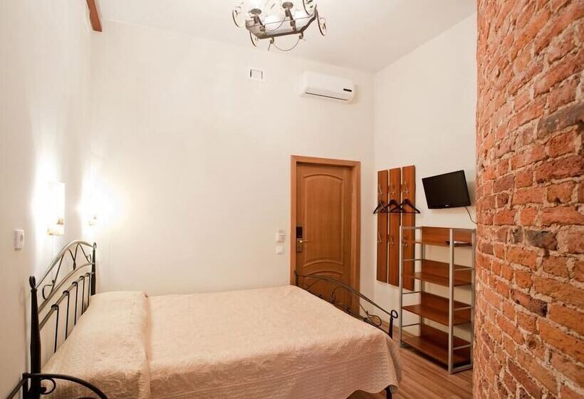 Mini Hotel  Admiral