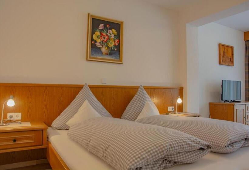 פנסיון Gästehaus Familie Gebhard Schädle