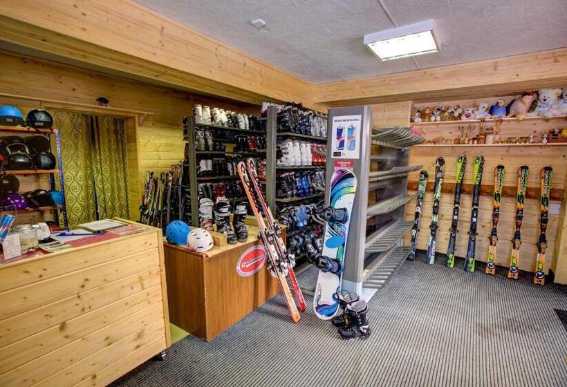 بنسيون Wellness Penzion Zora Family