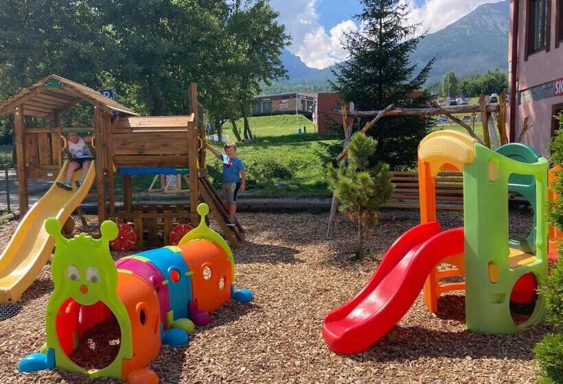 بنسيون Wellness Penzion Zora Family