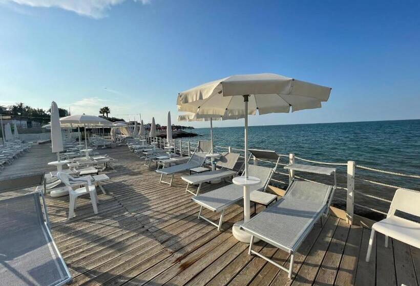 レジデンス Fabris Palace