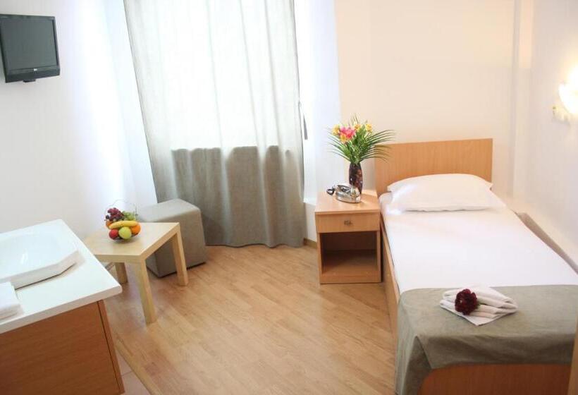 اقامتگاه Sir Gara De Nord