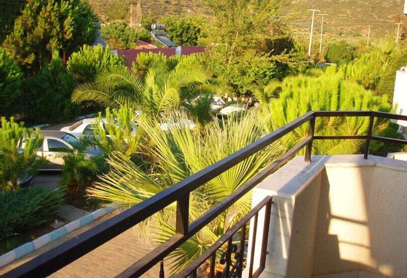 The Palm Club Apart Otel