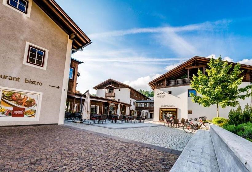 Zin Senfter Residence