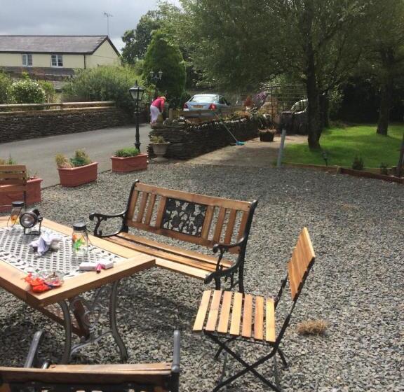 Barton Gate Farm B&b