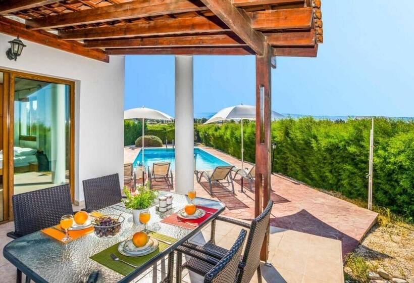 Blue Bay Villa Thea