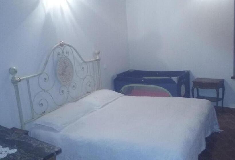 Отель Agriturismo Il Poderetto