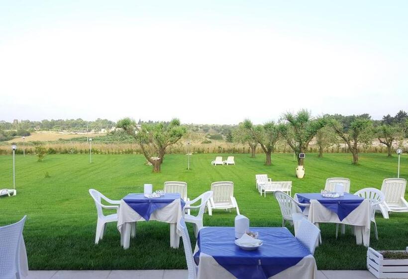 Отель Agriturismo La Rondine