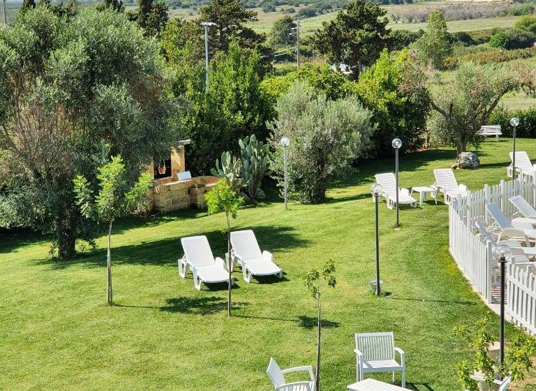 Отель Agriturismo La Rondine