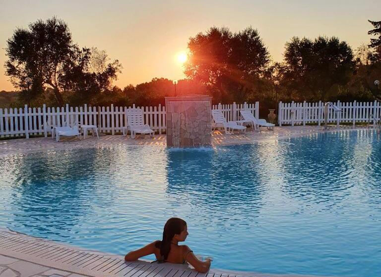 Отель Agriturismo La Rondine