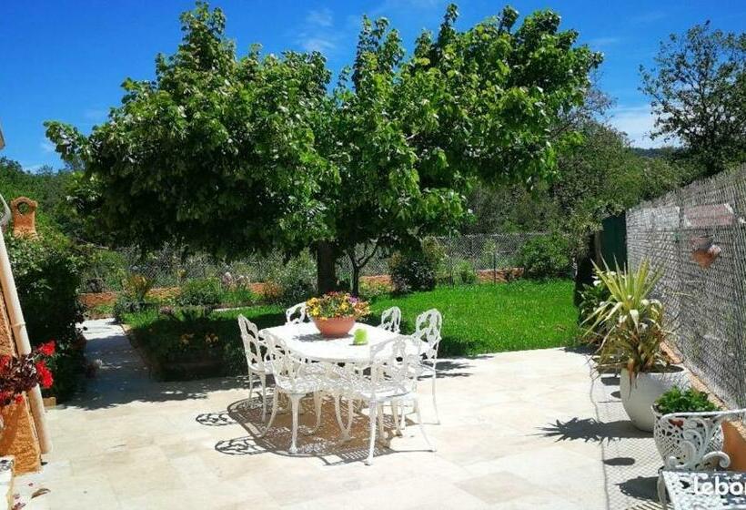 Maison Accueillante Avec Piscine A Forcalqueiret