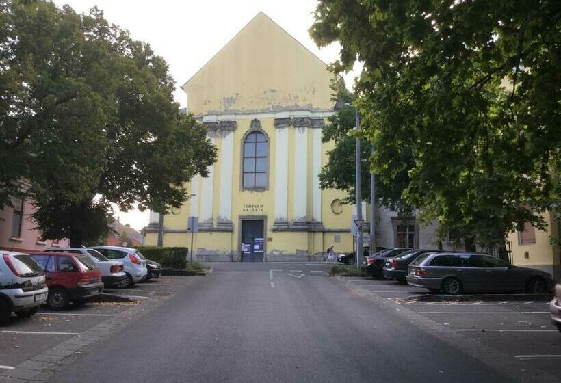 پانسیون Bazilika Vendégház