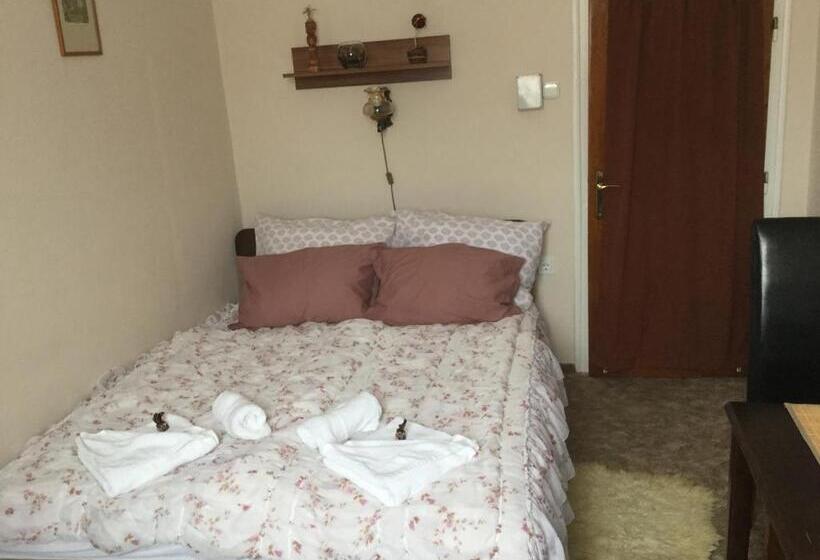 پانسیون Bazilika Vendégház