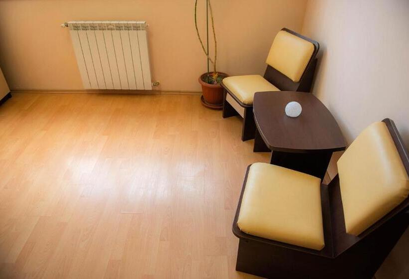 פנסיון Casa Maia