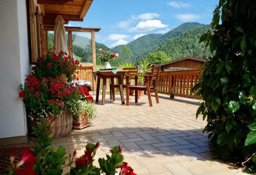 פנסיון Haus Leiter