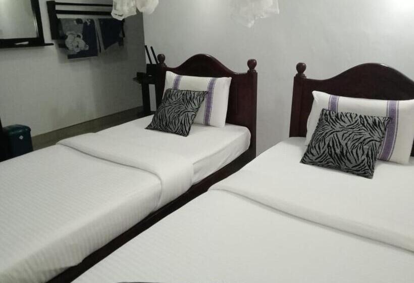 膳宿费 Seven Heaven