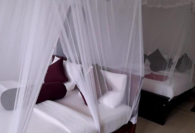 膳宿费 Seven Heaven