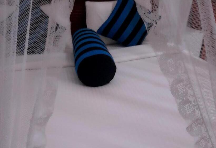 膳宿费 Seven Heaven