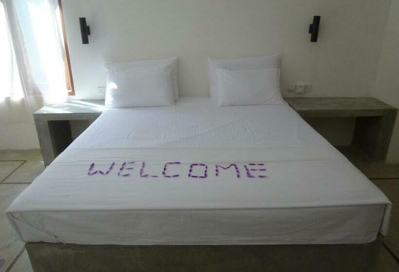 פנסיון Villa Unawatuna