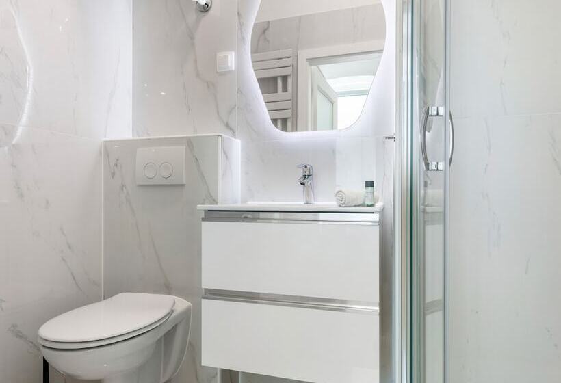 Sky9 Apartments District 3