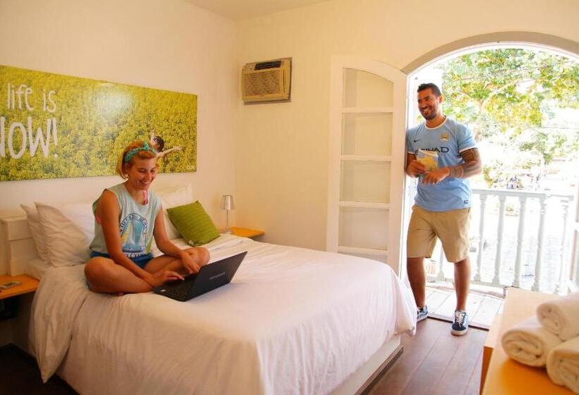 호스텔 Lulu Pousada Buzios