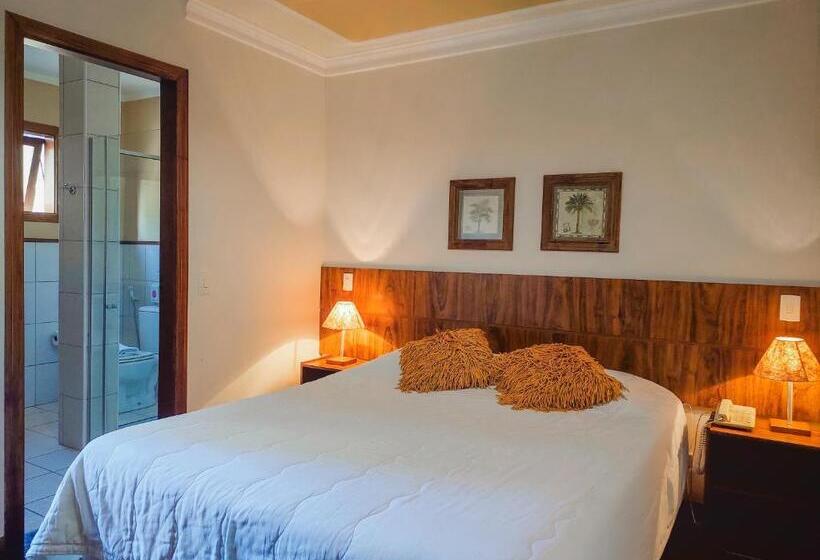 호스텔 Pousada Victoria Villa By Nacional Inn A 800 Metros Da Vila Capivari