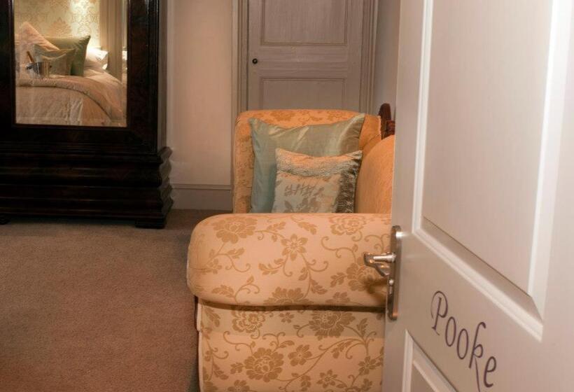 فندق صغير The George Inn